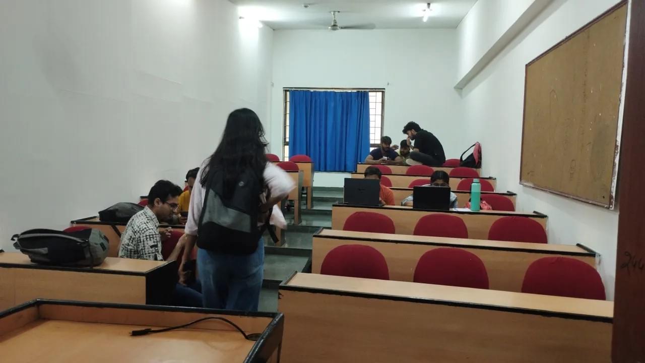 Amity University Noida Labs photo 1